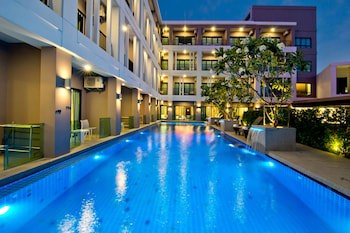 Hotel J Residence