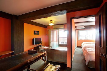 Royal Hotel
