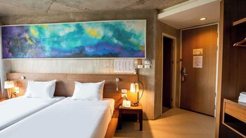 B2 Sea View Pattaya Boutique & Budget Hotel