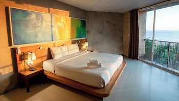 B2 Sea View Pattaya Boutique & Budget Hotel