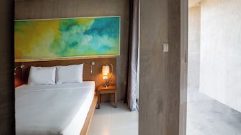 B2 Sea View Pattaya Boutique & Budget Hotel