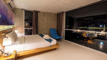 B2 Sea View Pattaya Boutique & Budget Hotel