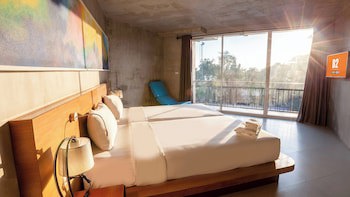 B2 Sea View Pattaya Boutique & Budget Hotel