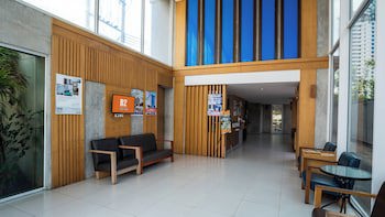 B2 Sea View Pattaya Boutique & Budget Hotel
