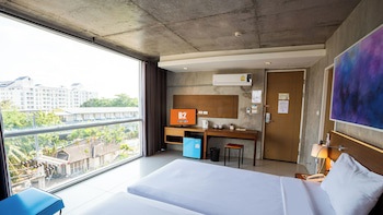 B2 Sea View Pattaya Boutique & Budget Hotel