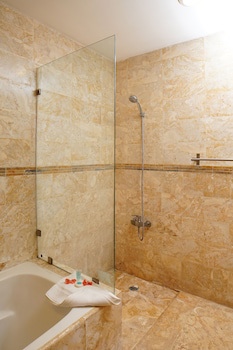 Sybaris Residences