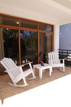 Sybaris Residences