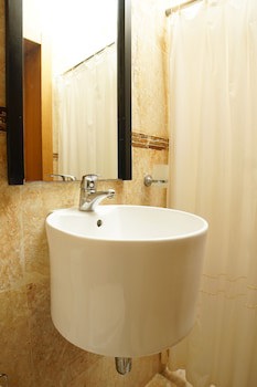 Sybaris Residences