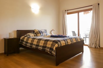 Sybaris Residences