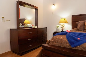 Sybaris Residences