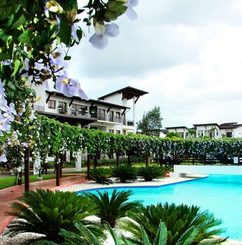 Sybaris Residences
