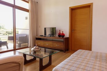 Sybaris Residences