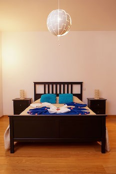 Sybaris Residences
