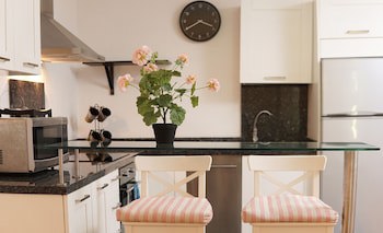Sybaris Residences