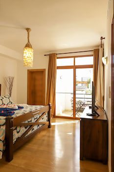 Sybaris Residences