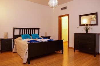 Sybaris Residences