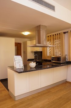 Sybaris Residences