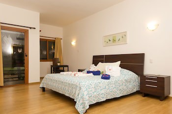 Sybaris Residences