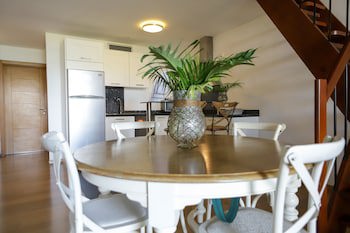 Sybaris Residences