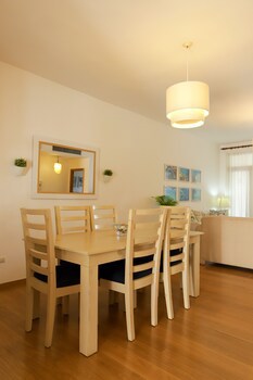 Sybaris Residences