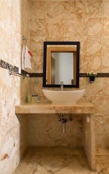 Sybaris Residences