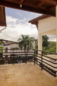 Sybaris Residences