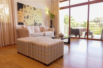 Sybaris Residences