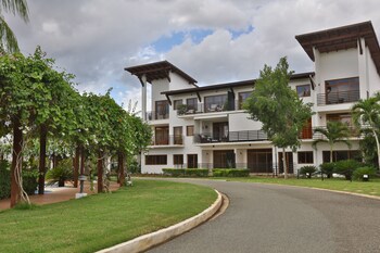 Sybaris Residences