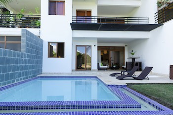 Sybaris Residences