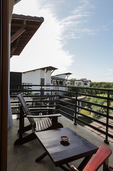 Sybaris Residences