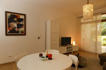 Sybaris Residences