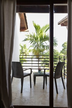 Sybaris Residences