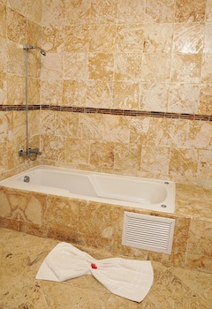 Sybaris Residences