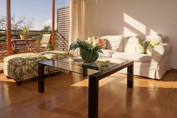 Sybaris Residences