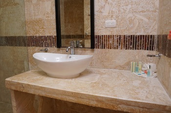 Sybaris Residences
