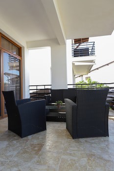 Sybaris Residences
