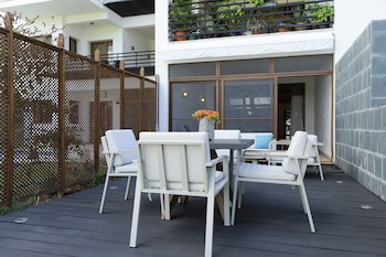 Sybaris Residences