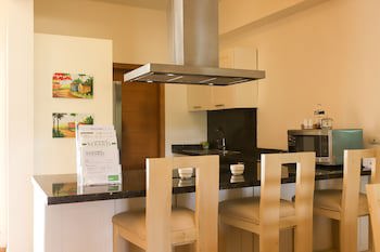 Sybaris Residences
