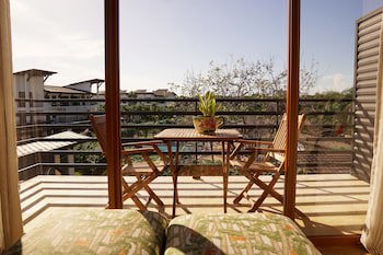 Sybaris Residences