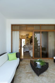 Sybaris Residences