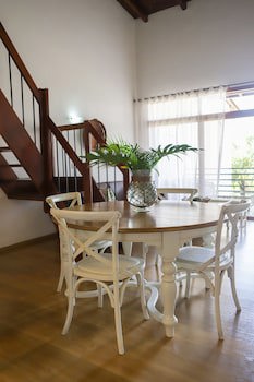 Sybaris Residences