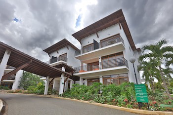Sybaris Residences