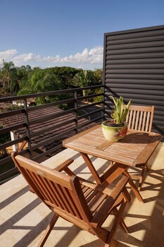 Sybaris Residences