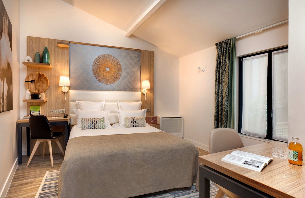 Serotel Suites