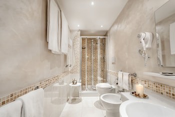 Relais de lOpera fotoğrafı