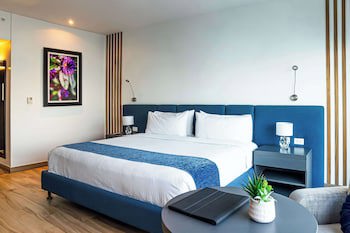 Wyndham Guayaquil Puerto Santa Ana