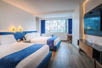 Wyndham Guayaquil Puerto Santa Ana