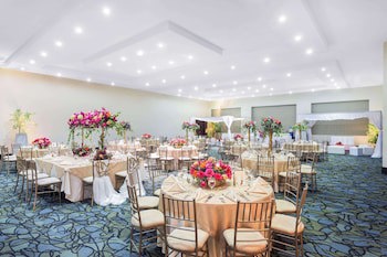 Wyndham Guayaquil Puerto Santa Ana