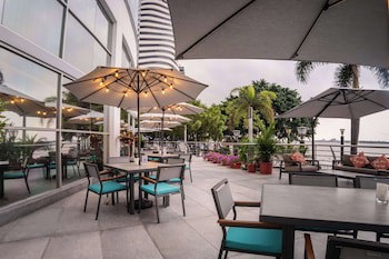 Wyndham Guayaquil Puerto Santa Ana