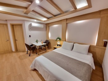 Lex Tourist Hotel